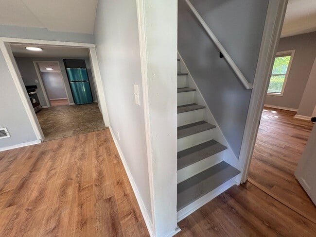 Foto del edificio - Charming 6-Bedroom 2-Bathroom Home in Asbury Park!
