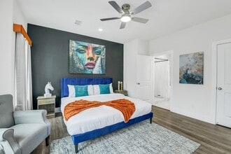 Building Photo - 6719 St Augustine St