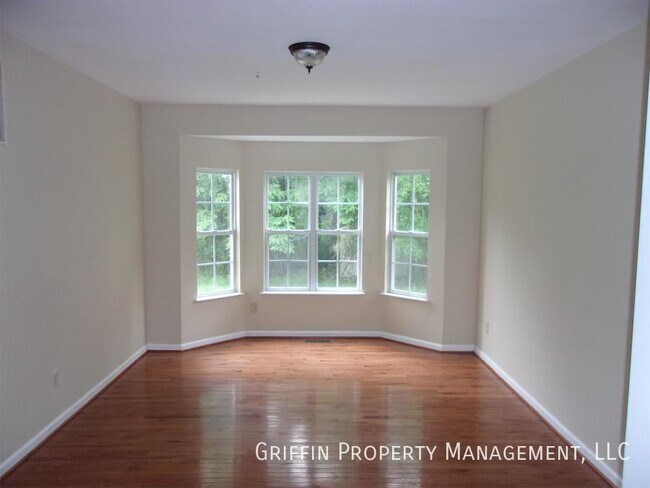 Foto del edificio - 11406 Fort Saratoga Ct