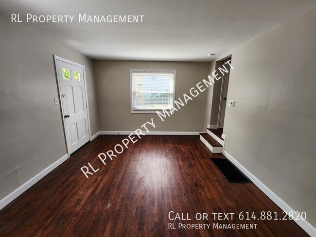 Foto del edificio - Cozy 2 bedroom 1 bathroom duplex in Bellwo...
