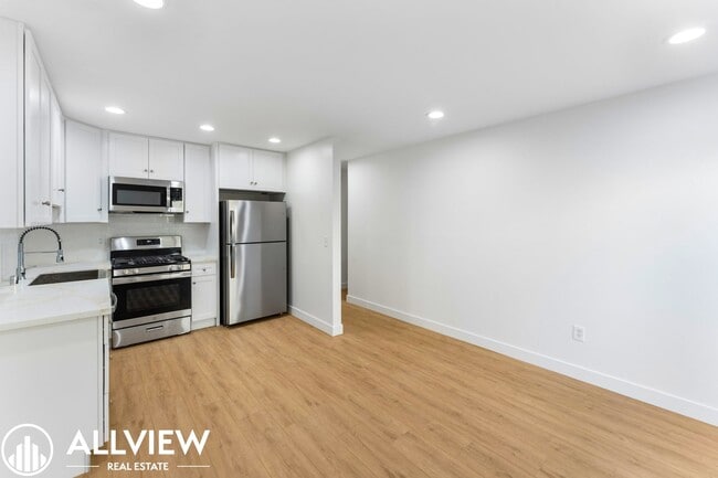 Foto del edificio - 16651 Tunstall Ln