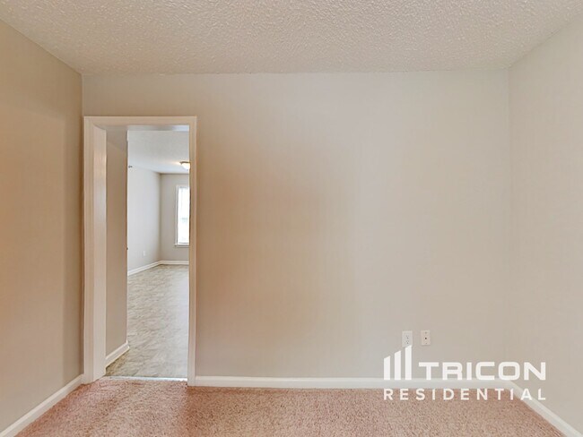 Foto del edificio - 907 S Philwood Ct