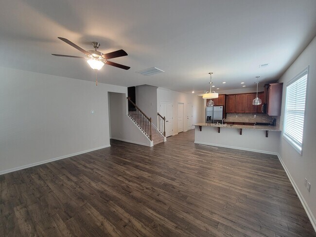 Foto del edificio - 166 Luxborough Ct