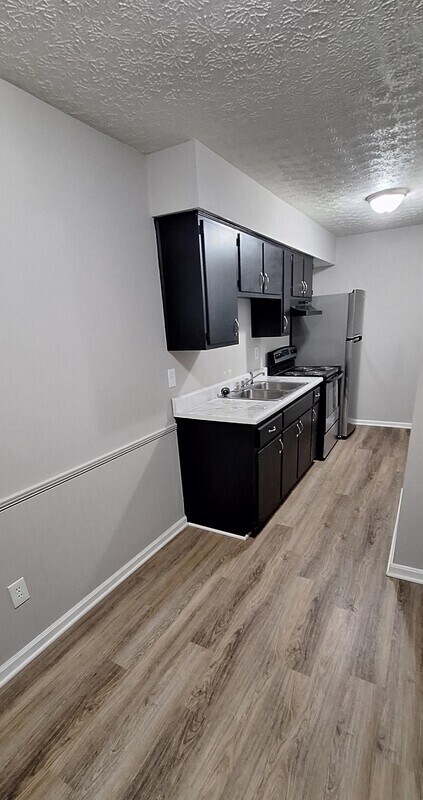 Foto principal - 668 Knox Blvd