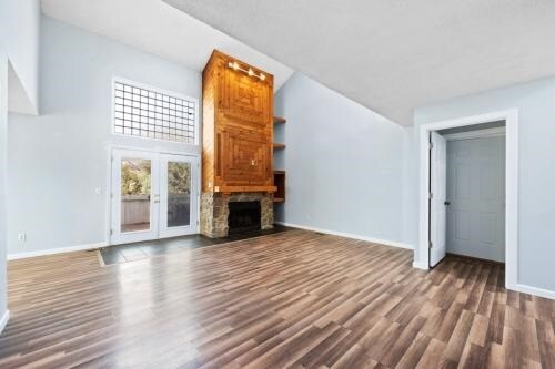 Building Photo - 11521 E 1st Ave