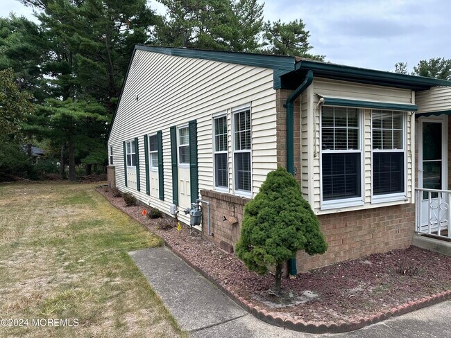 Building Photo - 9A Ivy St