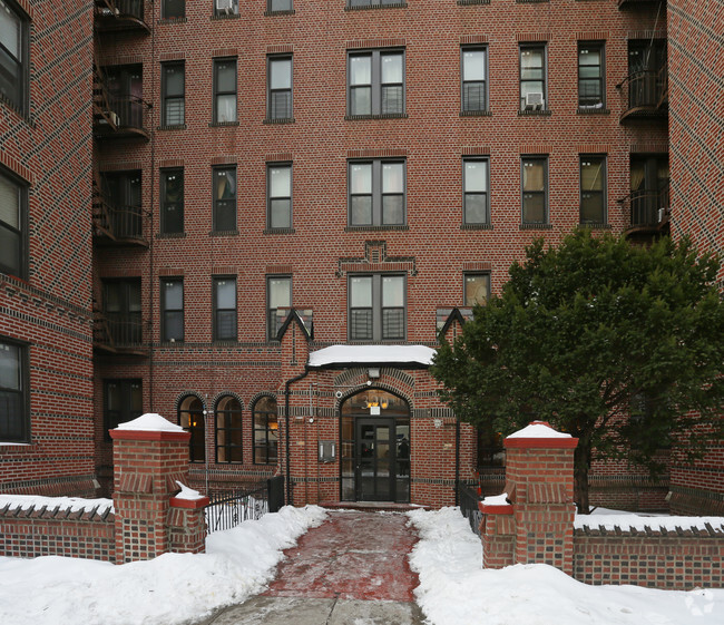 Foto del edificio - Crown Heights