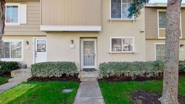 Foto del edificio - 6 Fox Hollow