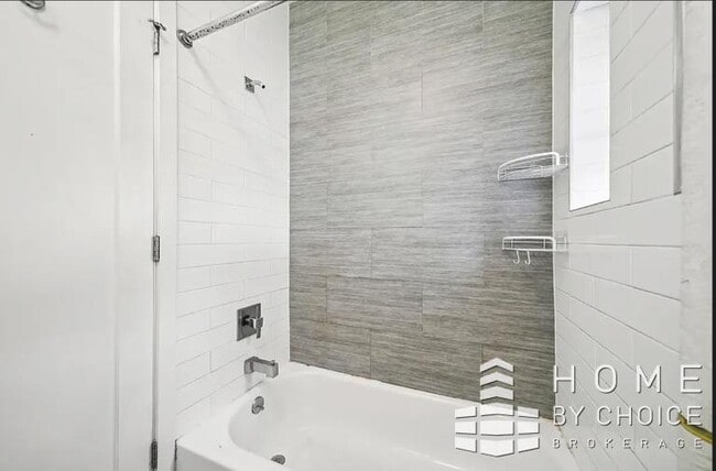 Building Photo - 2 bedroom in New York NY 10028
