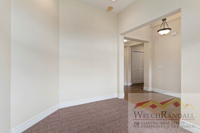 Building Photo - 3 Bed 2.5 Bath Upstairs Unit for Rent in P...