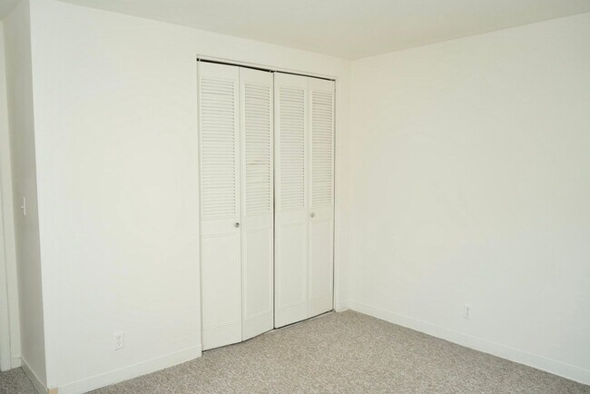 Foto del edificio - 2420 Arlington Blvd