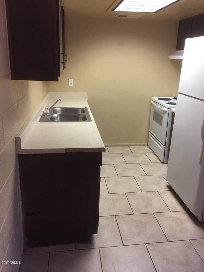Foto del edificio - 7010 N 68th Dr