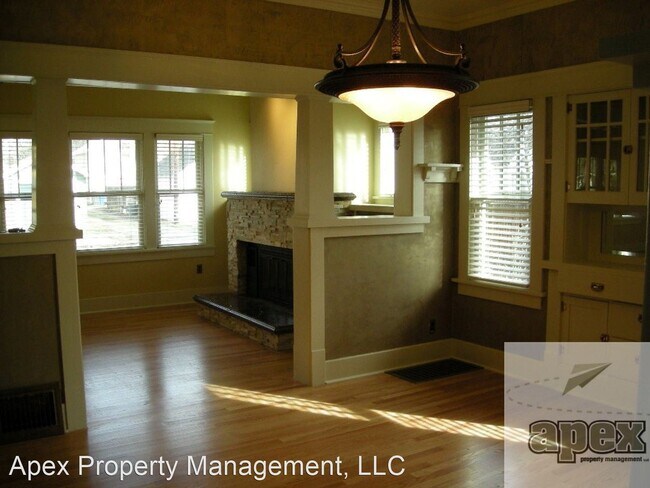 Building Photo - 3 br, 2 bath House - 1515 W. Alturas St.