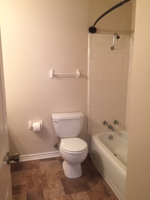 2320 Oliver Rd Monroe La 71201 Apartment For In Building Photo 2320 Oliver Rd