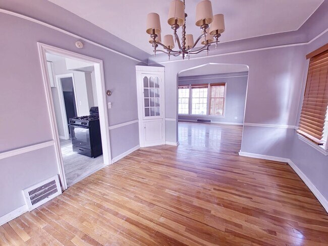 Foto del edificio - 3 Bedford Single Family Home