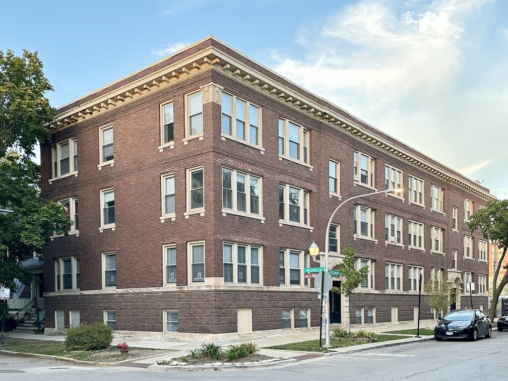 Foto principal - 1224 W Rosemont Ave