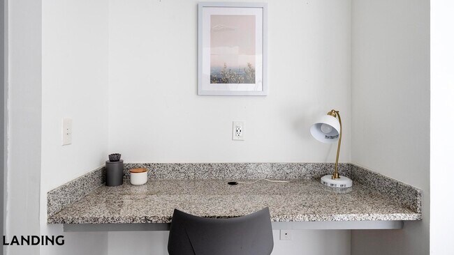 Foto del edificio - 100 Wildwood Ct