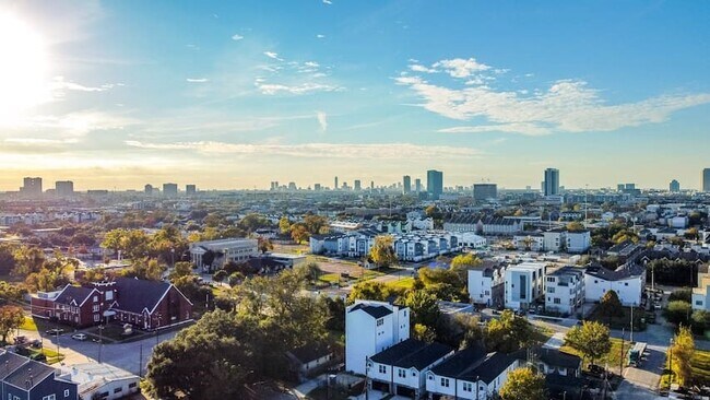 Foto del edificio - 2604 McIlhenny St