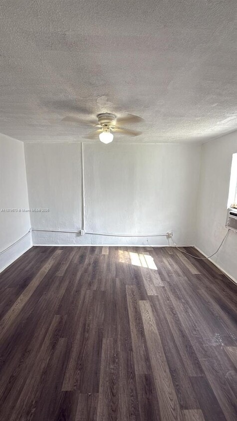Primary Photo - 10680 SW 172nd St