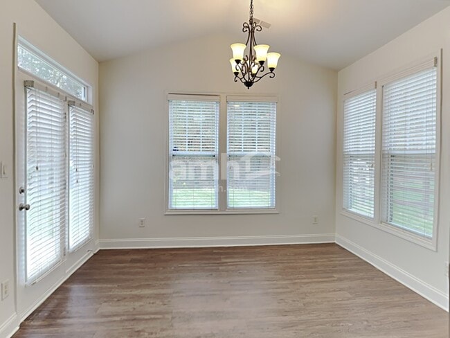 Building Photo - 10502 Carver Falls Rd