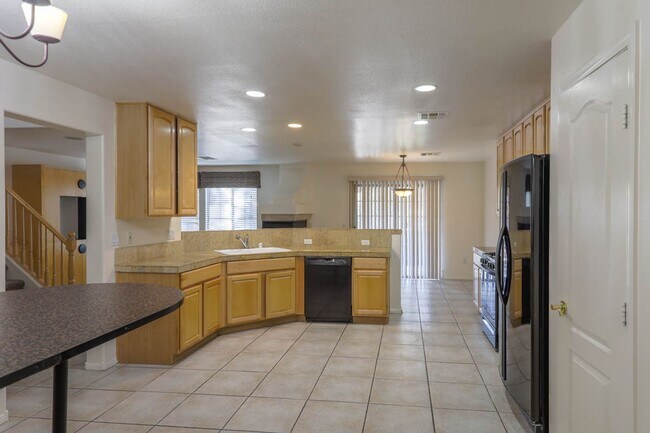 Foto del edificio - Painted Desert Golf Community Townhome