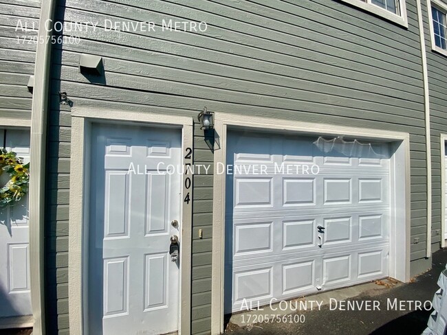 Building Photo - 8199 Welby Rd