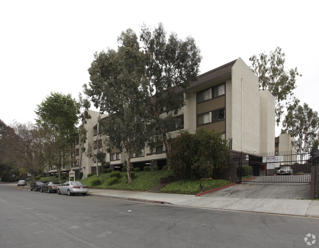 Building Photo - Billy G. Mills Manor