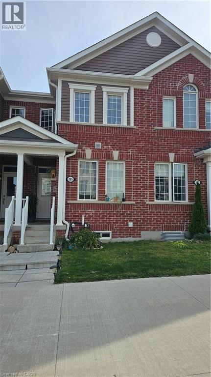 Building Photo - 285 Equestrian Way