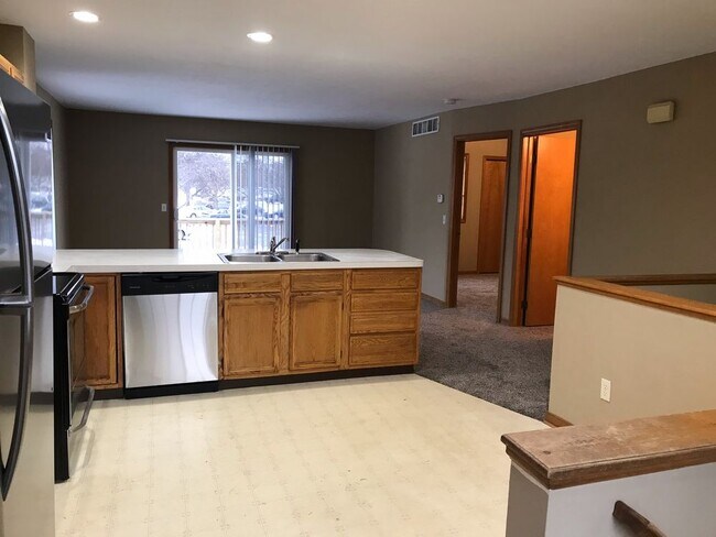 Foto del edificio - 10797 Chicago Dr.