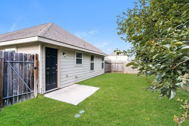 Foto del edificio - 8618 Middleton Oaks Cir
