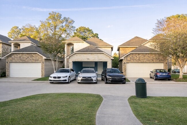 Building Photo - 10904 Panther Ct