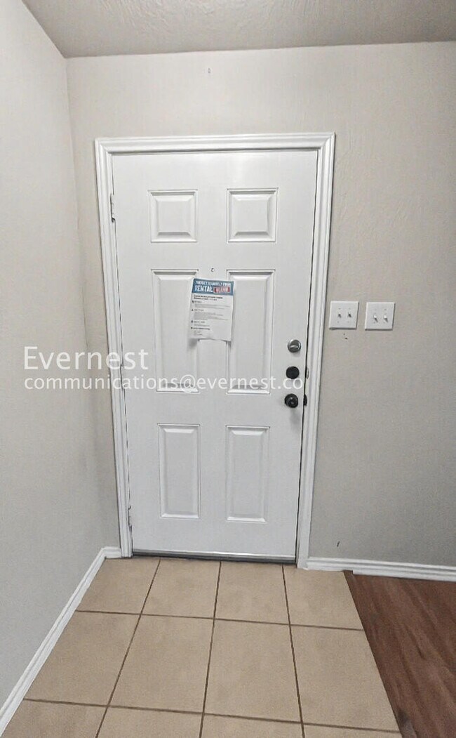 Foto del edificio - 603 Holbrooke St