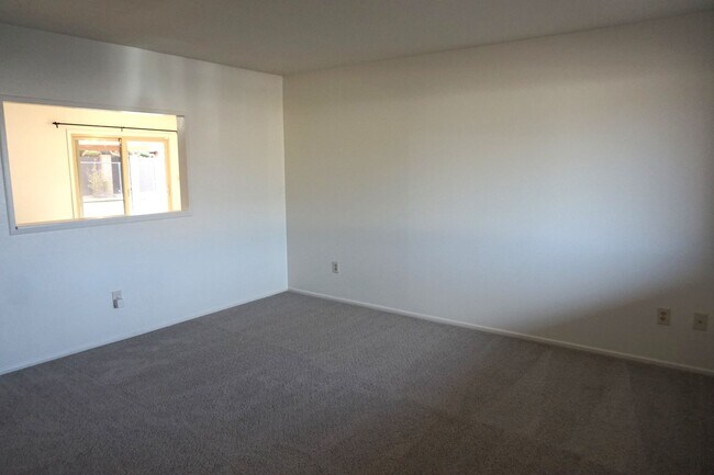 Foto del edificio - 3 bedroom home