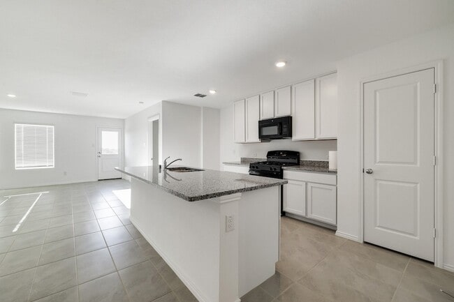 Building Photo - 2809 Ozark Cir