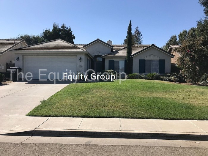Primary Photo - Charming home available with a swimming pool!