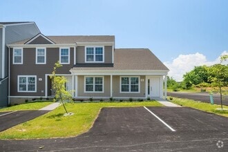 Building Photo - 455 Skylar Dr