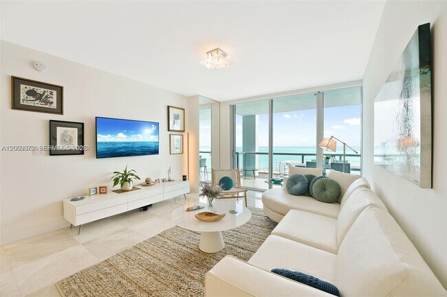 Foto del edificio - 6799 Collins Ave
