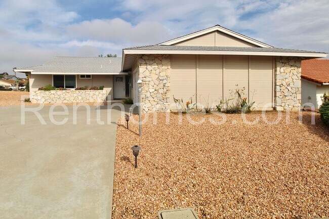 Building Photo - 16702 San Salvador Rd