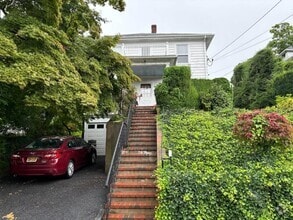 Building Photo - 46 Ferris Pl