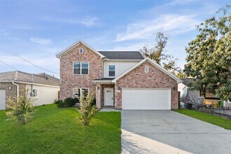 Building Photo - 8211 James Franklin St