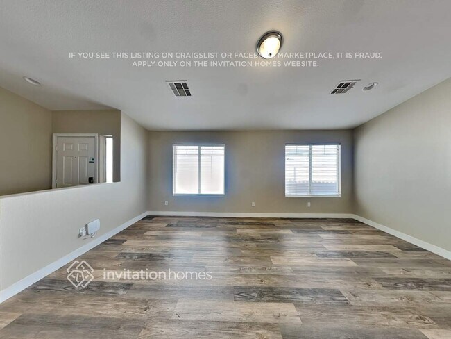 Foto del edificio - 426 Waterbrook Dr