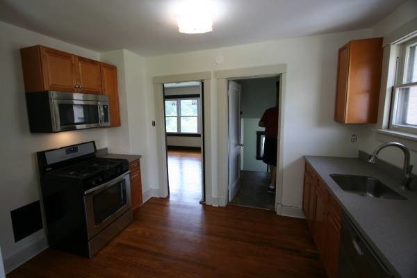 Building Photo - 44 S Fremont Ave