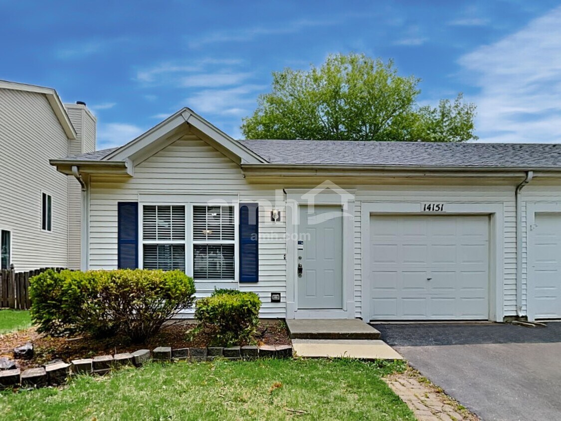 Foto principal - 14151 S Napa Cir