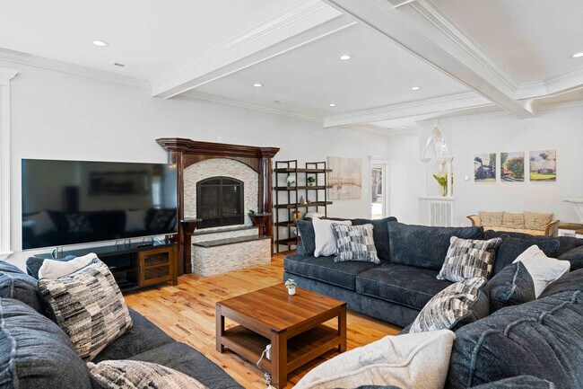 Foto del edificio - 171 Greendale Ln