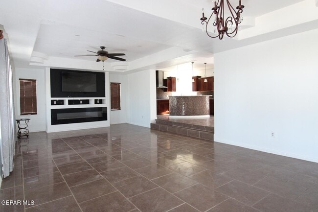 Building Photo - 561 Agua De Mar