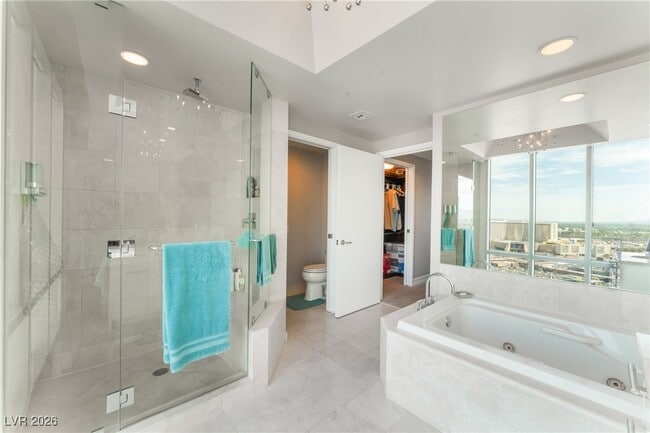 Building Photo - 322 Karen Ave