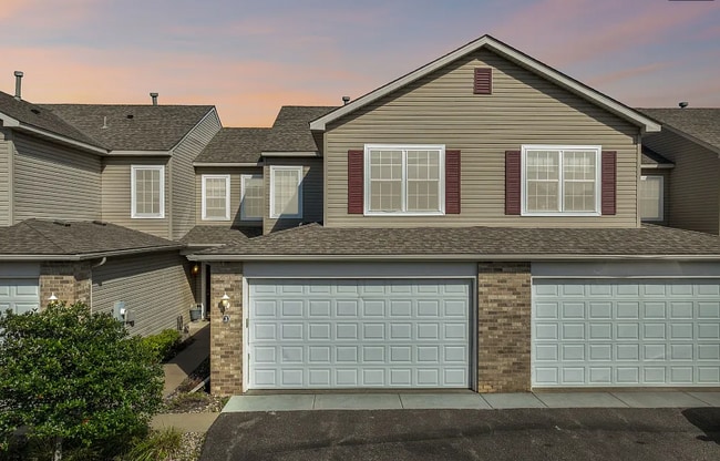 Building Photo - 5100 Holly Ln N