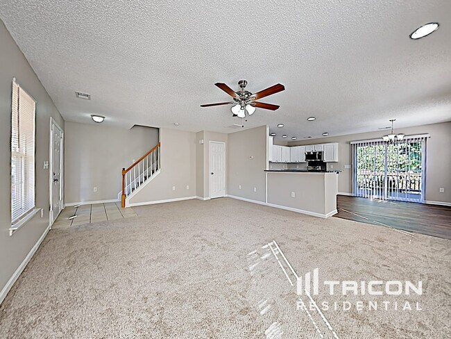 Foto del edificio - 177 Everett Park Dr