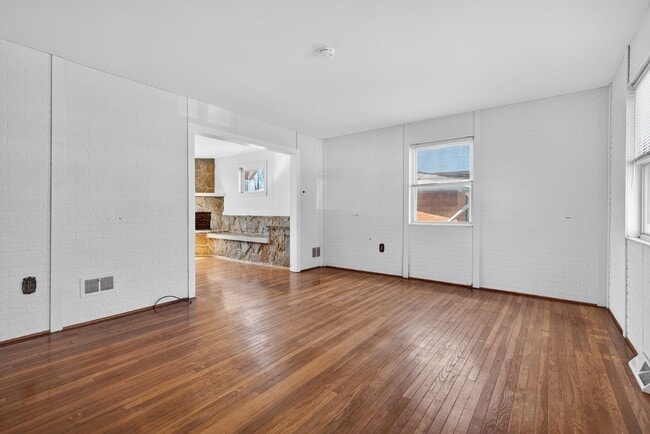 Foto del edificio - 608 Hershey Ave