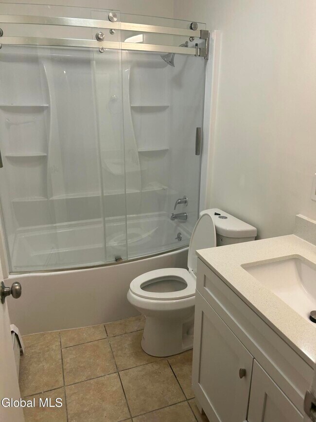 Foto del edificio - 18 1/2 Voorhees St